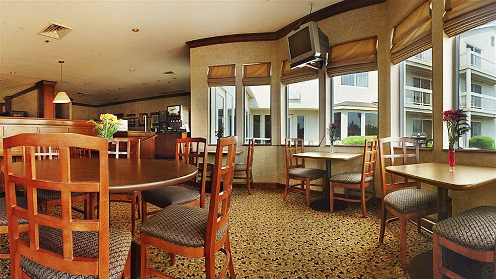 Days Inn By Wyndham St. Louis/Westport Mo Maryland Heights Bagian luar foto