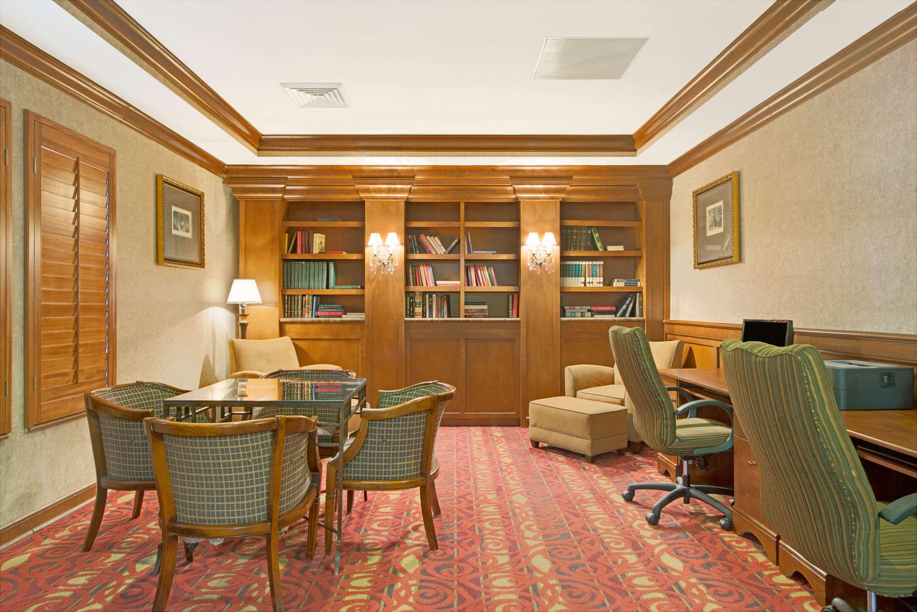 Days Inn By Wyndham St. Louis/Westport Mo Maryland Heights Bagian luar foto